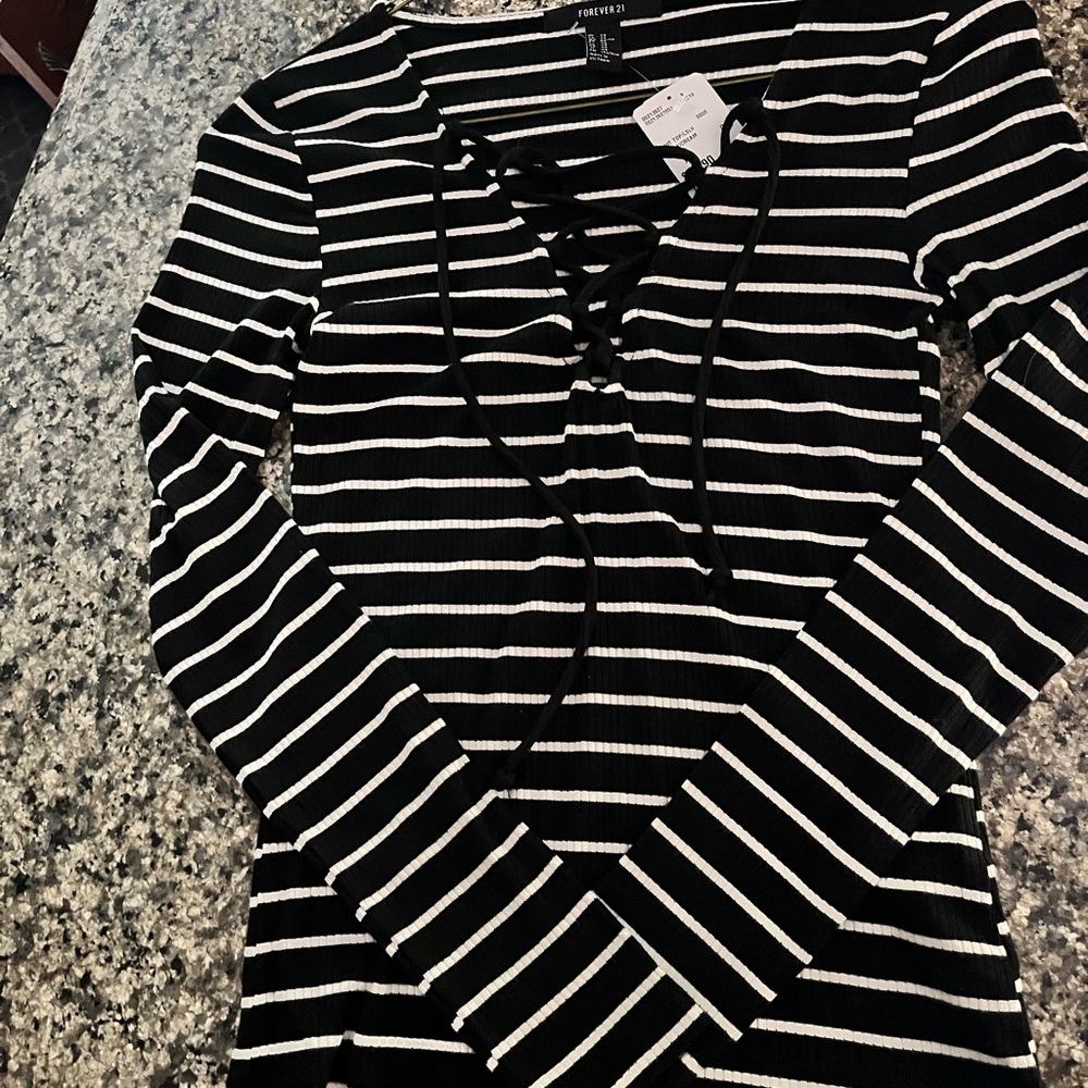 Forever 21 Black and White Lace-Up Top nwt